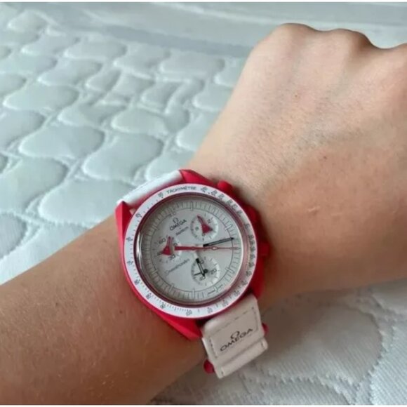 Authentic OMEGA X SWATCH Bioceramic MoonSwatch Mission to Mars SO33R100 Full Set - Picture 11 of 12